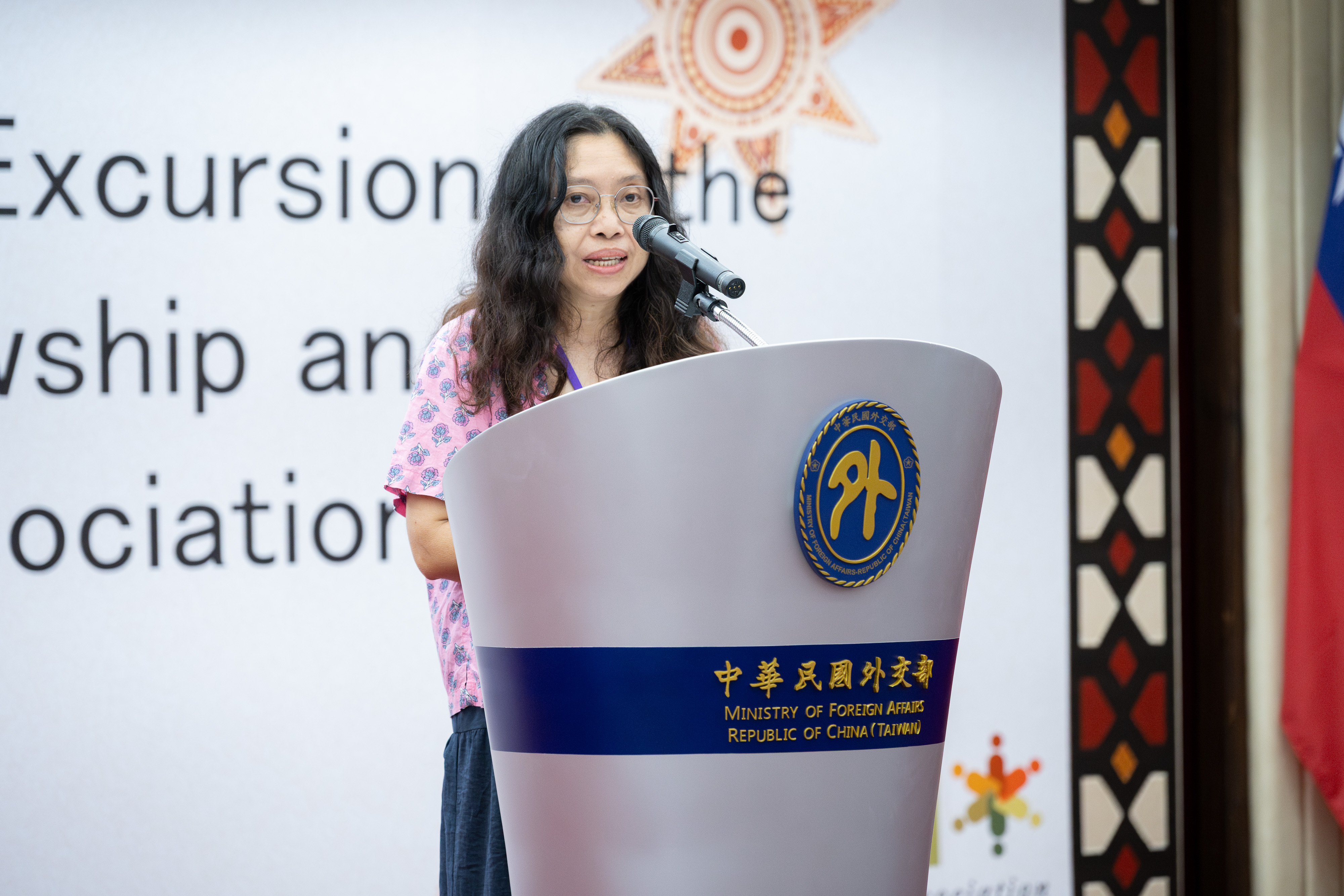 二：臺灣獎助金受獎代表—泰國Mahidol大學Morakot_Meyer副教授致詞。